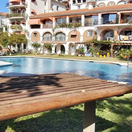 Interpares Swimmingpool By Del Parque Flats Apartment Malaga