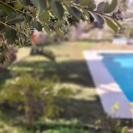 Interpares Swimmingpool By Del Parque Flats Malaga