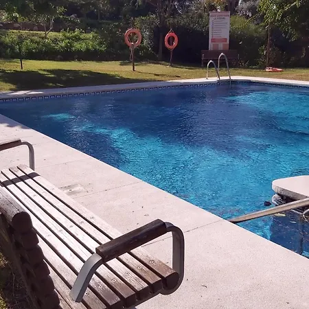 Interpares Swimmingpool By Del Parque Flats