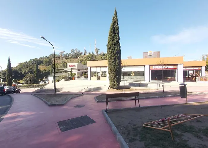 Interpares Swimmingpool By Del Parque Flats